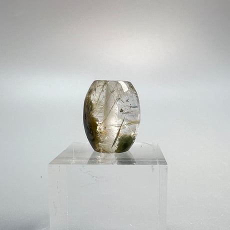【ガネッシュヒマール産】アクチノライトイン天然ヒマラヤ水晶 樽型ビーズ/Ganesh Himal Actinolite & Chlorite in Himalayan Quartz