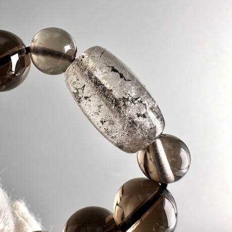 ガネッシュヒマール産ヒマラヤ水晶&ガウリシャンカール産スモーキークォーツデザインブレスレット/GaneshHimal&Gaurishankar Design Bracelet