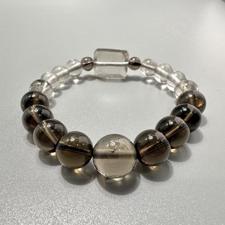 ガウリシャンカール産天然ヒマラヤスモーキークォーツ デザインブレスレット/ Gaurishankar SmokyQuartz Design Bracelet