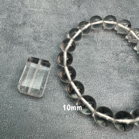 【ガネッシュヒマール産】天然ヒマラヤ水晶"手磨き加工"スクエアビーズ②/Ganesh Himal  Himalayan Quartz Square Beads