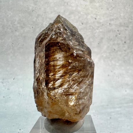 【ガネッシュヒマール産】バイオタイトイン天然ヒマラヤ水晶/Ganesh Himal Biotite in Himalayan Quartz