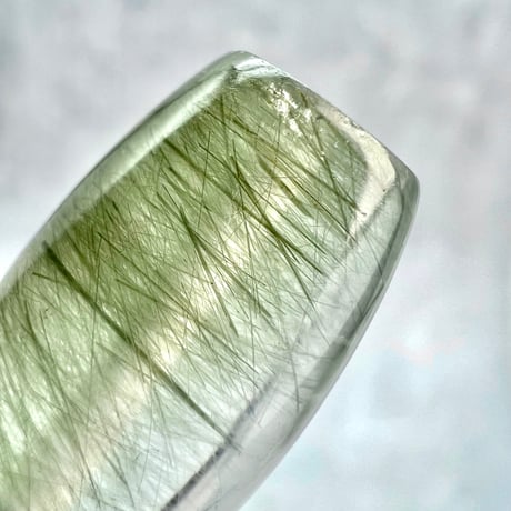 【ガネッシュヒマール産】アクチノライトイン天然ヒマラヤ水晶 樽型ビーズ⑤/Ganesh Himal Actinolite&Chlorite in Himalayan Quartz