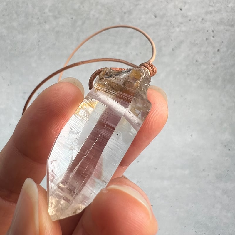 ガネッシュヒマール産】リモナイトイン天然ヒマラヤ水晶ペンダント⑤