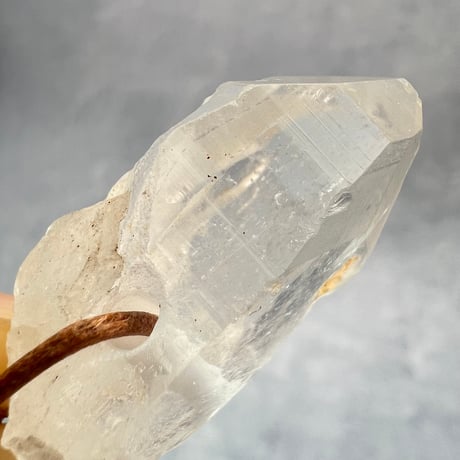 【カイラス産】天然ヒマラヤ水晶革紐付きペンダント⑦/Kailash Himalayan Quartz Pendant