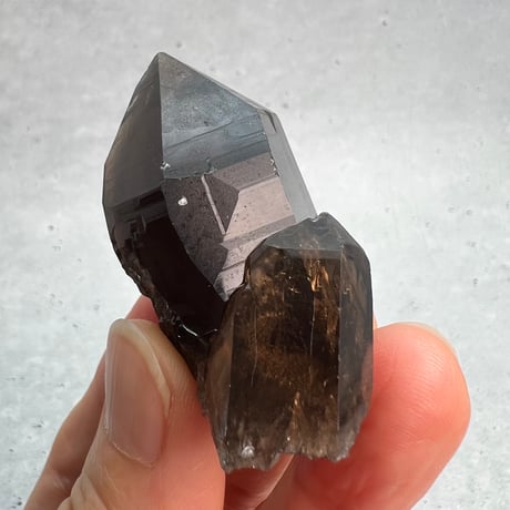 【ガウリシャンカール産】天然ヒマラヤスモーキークォーツ/GauriShankar Himalayan Smoky Quartz