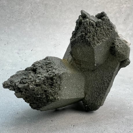 【ガネッシュヒマール産】クローライトイン天然ヒマラヤ水晶クラスター/Ganesh Himal Chlorite in Himalayan Quartz Cluster