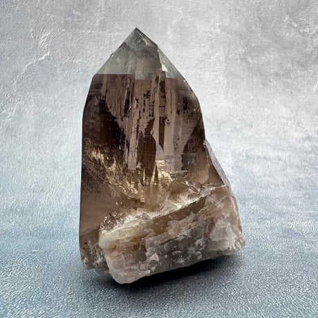 【ガウリシャンカール産】天然ヒマラヤスモーキークォーツ/GauriShankar Himalayan Smoky Quartz
