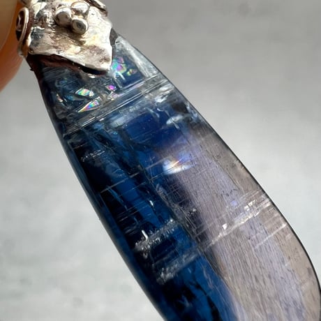 ネパール産天然ヒマラヤカイヤナイトS/V925ペンダントトップ/NEPAL Himalayan Kyanite S/V925 Pendant Top
