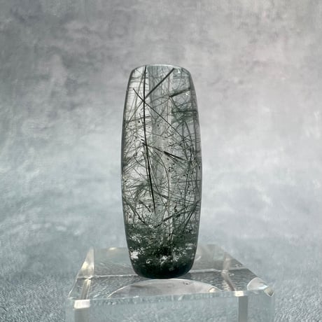 【ガネッシュヒマール産】アクチノライト&クローライトイン天然ヒマラヤ水晶 樽型ビーズ⑱/Ganesh Himal Actinolite&Chlorite in barrel beads