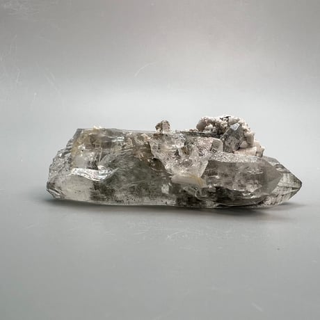 大特価【ガネッシュヒマール産】クローライトイン天然ヒマラヤ水晶⑫/Ganesh Himal Chlorite in Himalayan Quartz