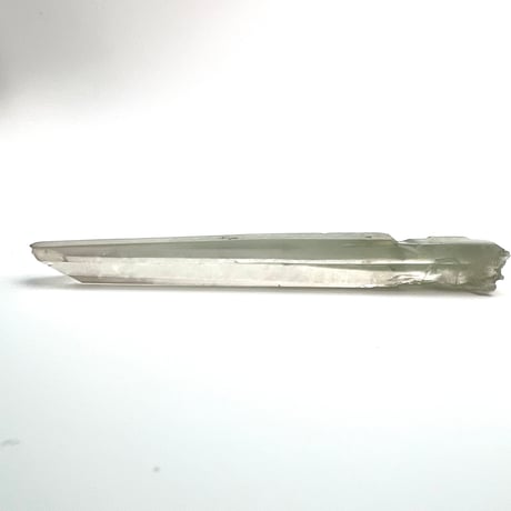 マダガスカル産クローライトインクォーツ/Madagascar Chlorite in Quartz