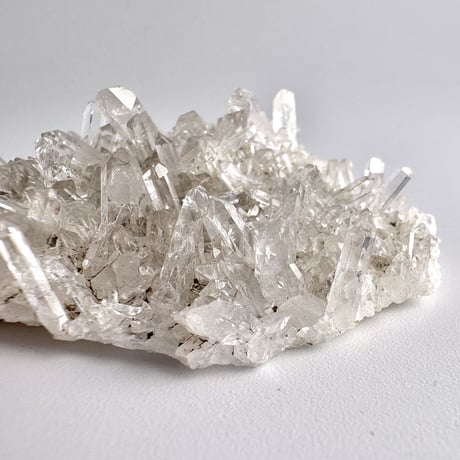 マカルー産天然ヒマラヤ水晶クラスター/Makalu  Himalayan Quartz Cluster