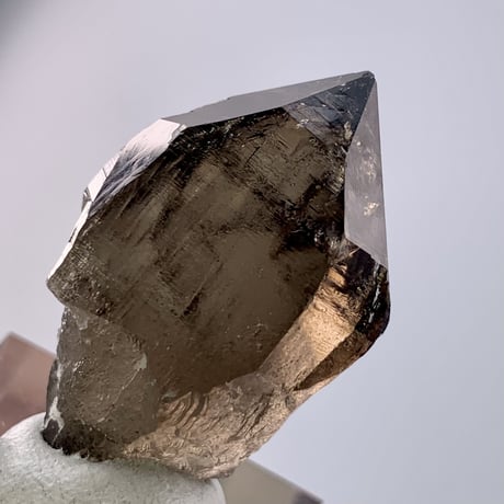 ガウリシャンカール産天然ヒマラヤスモーキークォーツポイント/GauriShankar Himalayan Smoky Quartz Point