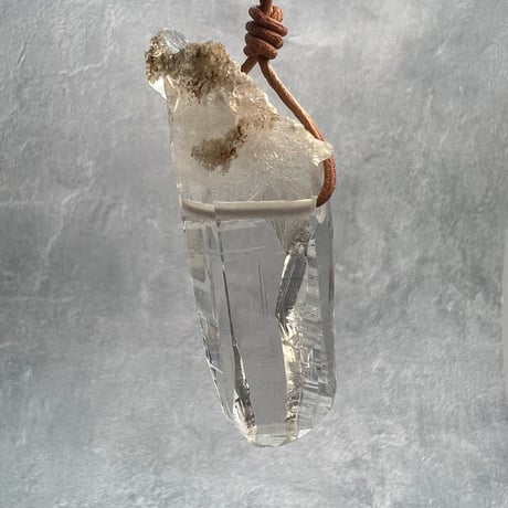 【ガネッシュヒマール産】天然ヒマラヤ水晶ペンダント⑨/GaneshHimal Natural Himalayan Quartz Pendant