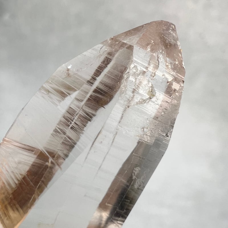 ライモナイトインガネーシュヒマール ガネッシュヒマール産】リモナイトイン天然ヒマラヤ水晶ペンダント⑤