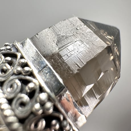 【ガウリシャンカール産】天然ヒマラヤスモーキークォーツ シルバー925ペンダントトップ/GauriShankar Himalayan Smoky Quartz S/V925Pendant Top