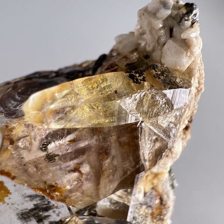 【ガネッシュヒマール産】天然ヒマラヤ水晶ポイント/Ganesh Himal Himalayan Quartz Point