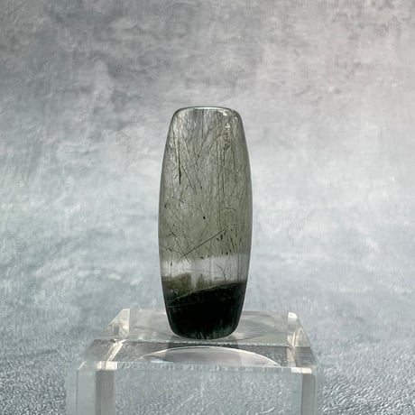 【ガネッシュヒマール産】アクチノライト&クローライトイン天然ヒマラヤ水晶 樽型ビーズ⑭/Ganesh Himal Actinolite&Chlorite in barrel beads