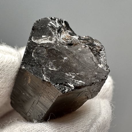 ガウリシャンカール産天然ヒマラヤスモーキークォーツポイント/GauriShankar Himalayan Smoky Quartz