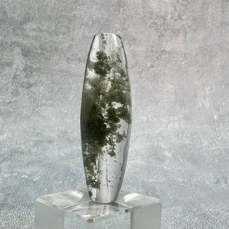 【ガネッシュヒマール産】クローライトイン天然ヒマラヤ水晶 樽型ビーズ/Ganesh Himal Chlorite in Himalayan Quartz barrel beads