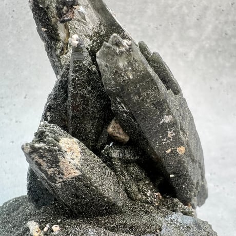 【ガネッシュヒマール産】クローライトイン天然ヒマラヤ水晶クラスター/Ganesh Himal Chlorite in Himalayan Quartz Cluster
