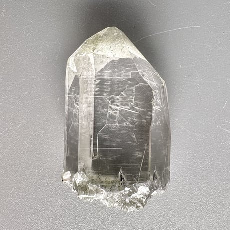 【ガネッシュヒマール産】クローライトイン天然ヒマラヤ水晶ミニポイント"CC"/Ganesh Himal Chlorite in Himalayan Quartz Mini Point