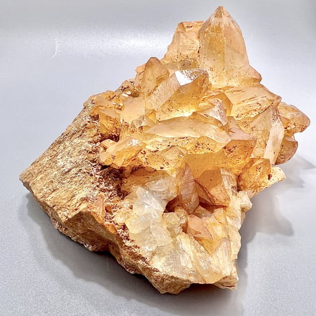 【ガネッシュヒマール産】リモナイトイン天然ヒマラヤ水晶クラスター/ Ganesh Himal Limonite in Himalayan Quartz Cluster