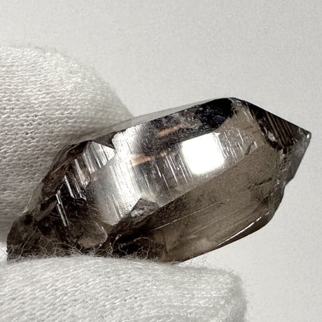 ガウリシャンカール産天然ヒマラヤスモーキークォーツポイント/GauriShankar Himalayan Smoky Quartz