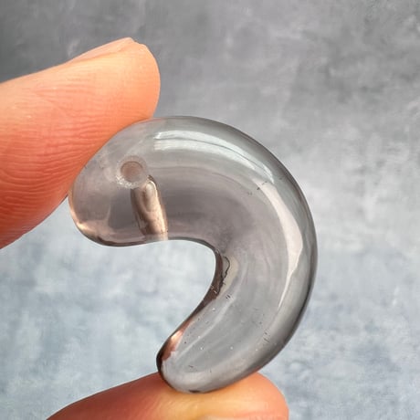 【ガウリシャンカール産】天然ヒマラヤスモーキークォーツ"手磨き加工"勾玉ビーズ③/Gaurishankar Himalayan Smoky Quartz Magatama Beads