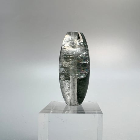 【ガネッシュヒマール産】アクチノライト&クローライトイン天然ヒマラヤ水晶 樽型ビーズ/Ganesh Himal Actinolite&Chlorite in Himalayan Quartz