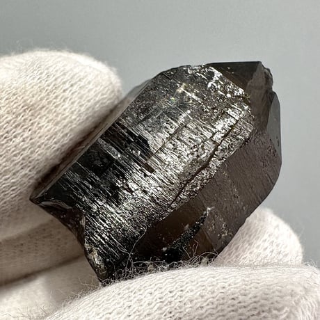 ガウリシャンカール産天然ヒマラヤスモーキークォーツポイント/GauriShankar Himalayan Smoky Quartz