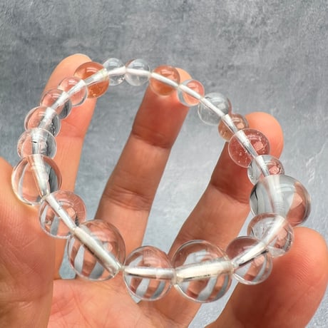 【ガネッシュヒマール産】"手磨き"天然ヒマラヤ水晶ブレスレット/Ganesh Himal Himalayan Quartz Bracelet