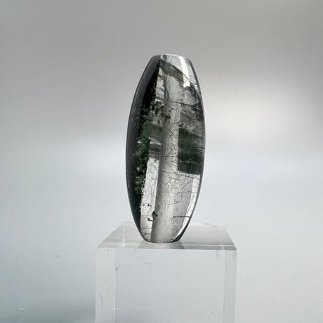 【ガネッシュヒマール産】アクチノライト&クローライトイン天然ヒマラヤ水晶 樽型ビーズ/Ganesh Himal Actinolite&Chlorite in Himalayan Quartz