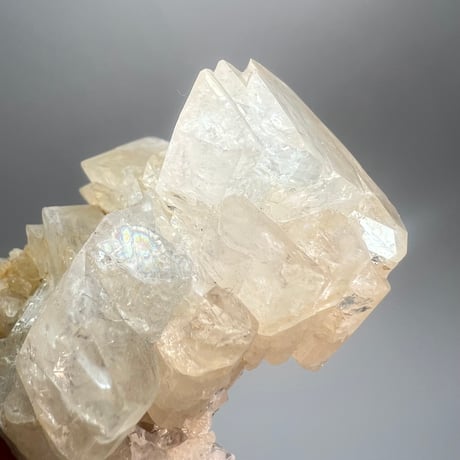 レア✨️【ガウリシャンカール産】天然ヒマラヤスモーキークォーツ   アデュラリア共生/GauriShankar Himalayan Smoky Quartz with Aduraria