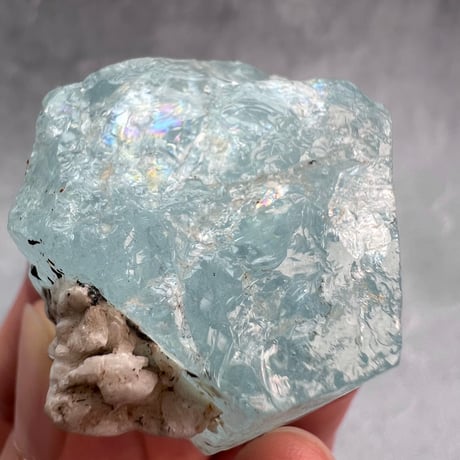 ネパール産【ヒマラヤアクアマリン】原石/Nepal Himalayan Aquamarine