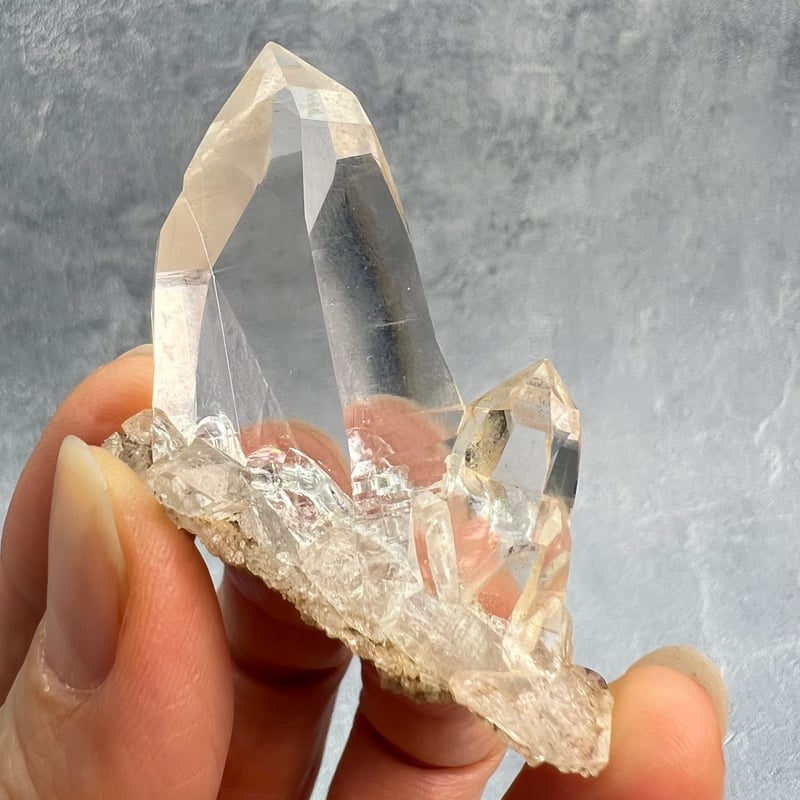 ハイクオリティ【ガネッシュヒマール産】リモナイトイン天然ヒマラヤ