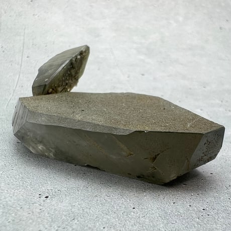 【ガネッシュヒマール産】クローライトイン天然ヒマラヤ水晶/Ganesh Himal Chlorite in Himalayan Quartz