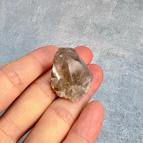 【ガウリシャンカール産】天然ヒマラヤスモーキークォーツ GauriShankar Himalayan Smoky Quartz