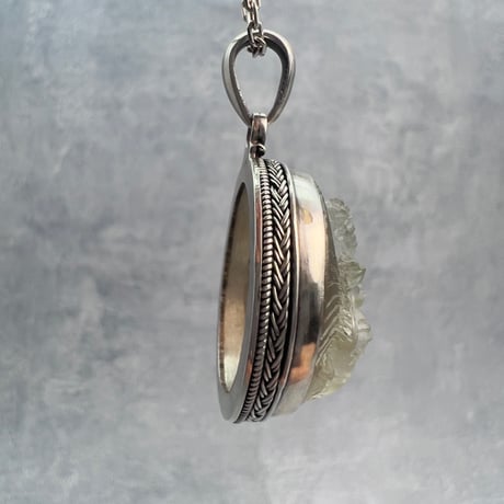 【ガウリシャンカール産】天然ヒマラヤスモーキークォーツ"グリーンターラ様"ペンダントトップ①/Gaurishankar Himalayan Smoky Quartz "Green Tara"