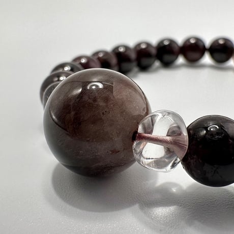 【デザインブレスレット】ネパールガーネット×ガネッシュヒマール産アクチノライトイン天然ヒマラヤ水晶/Nepal Garnet×GaneshHimal Actinolite in Beads