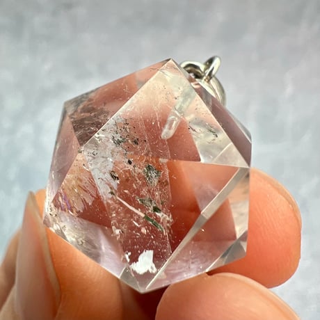 【ガネッシュヒマール産】天然ヒマラヤ水晶"手磨き加工"イコサヘドロン"ペンダントトップ/Ganesh Himal Himalayan Quartz "Icosahedron"Pendant Top