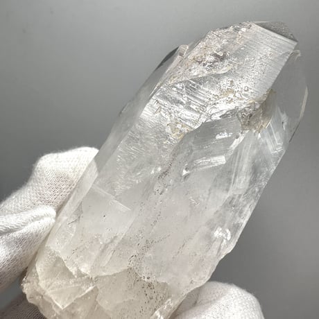 マカルー産天然ヒマラヤ水晶ポイント Makalu  Himalayan Quartz Point