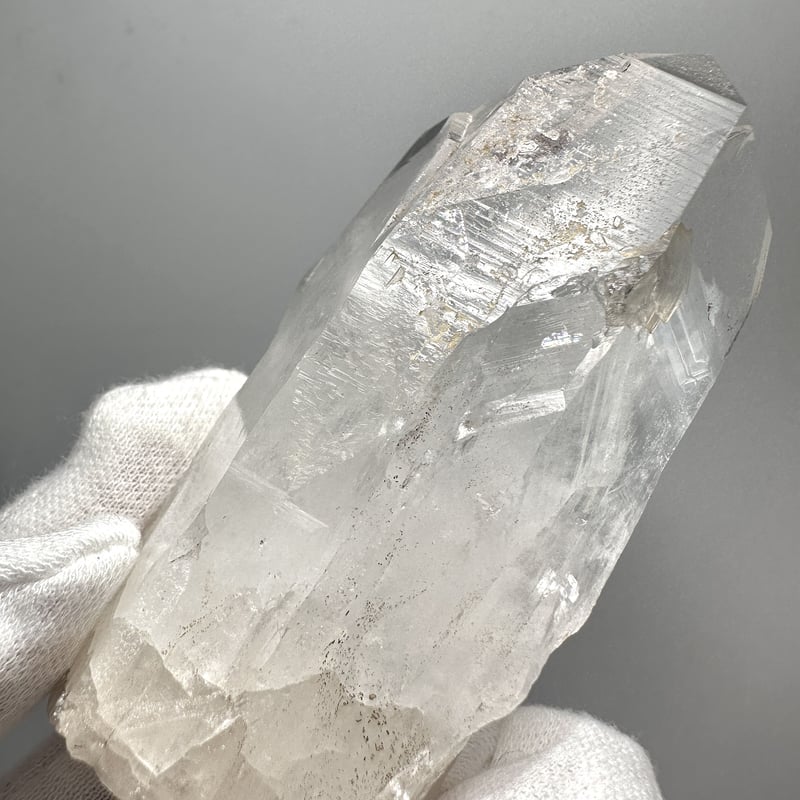 マカル産天然ヒマラヤ水晶ポイント Makalu Himalayan Quartz Point