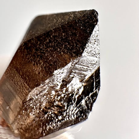 ガウリシャンカール産天然ヒマラヤスモーキークォーツ革紐ペンダント/GauriShankar Himalayan Smoky Quartz Pendant