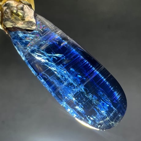 ネパール産天然ヒマラヤカイヤナイトS/V925ペンダントトップ/NEPAL Himalayan Kyanite S/V925 Pendant Top