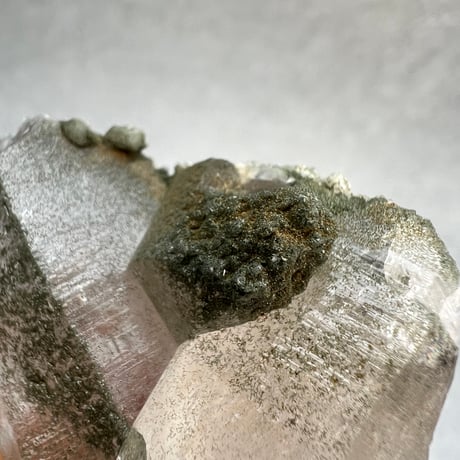 【ガネッシュヒマール産】クローライトイン天然ヒマラヤ水晶クラスター/Ganesh Himal Chlorite in Himalayan Quartz Cluster