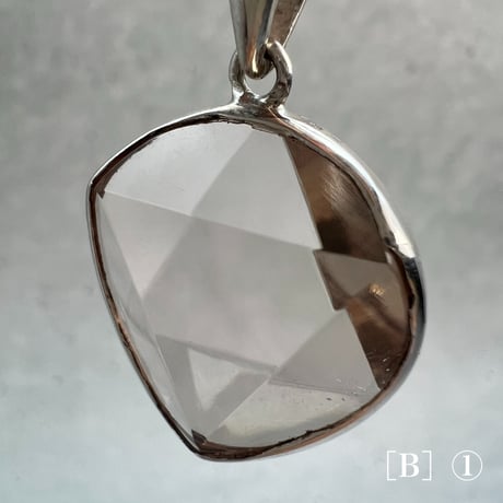 【ガウリシャンカール産】スモーキークォーツ"六芒星" シルバー925 ペンダントトップ［B］/Gaurishankar Smorky Quartz Hexagram Silver925 Pendant
