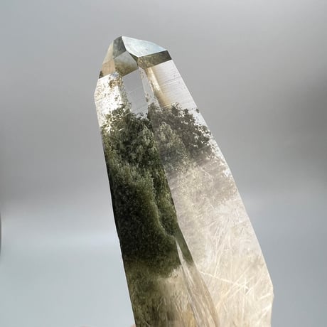 【ガネッシュヒマール産】クローライト&アクチノライトイン天然ヒマラヤ水晶ポイント/Ganesh Himal  Chlorite&Actinorite in Himalayan Quartz Point