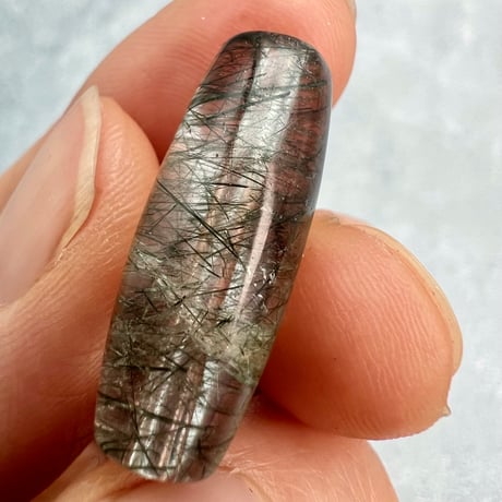 【ガネッシュヒマール産】アクチノライトイン天然ヒマラヤ水晶 樽型ビーズ③/Ganesh Himal Actinolite in Himalayan Quartz barrel beads