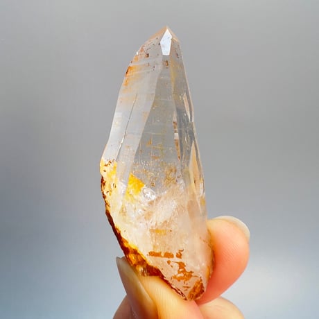 【ガネッシュヒマール産】リモナイトイン天然ヒマラヤ水晶"ポイント"/Ganesh Himal Himalayan Quartz"Point"